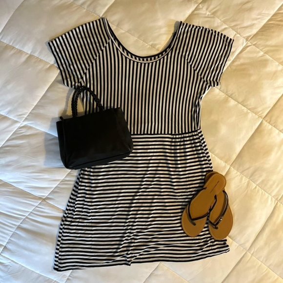 💚 a.n.a. Midi Short Sleeve Dress Black White XL - Picture 1 of 5